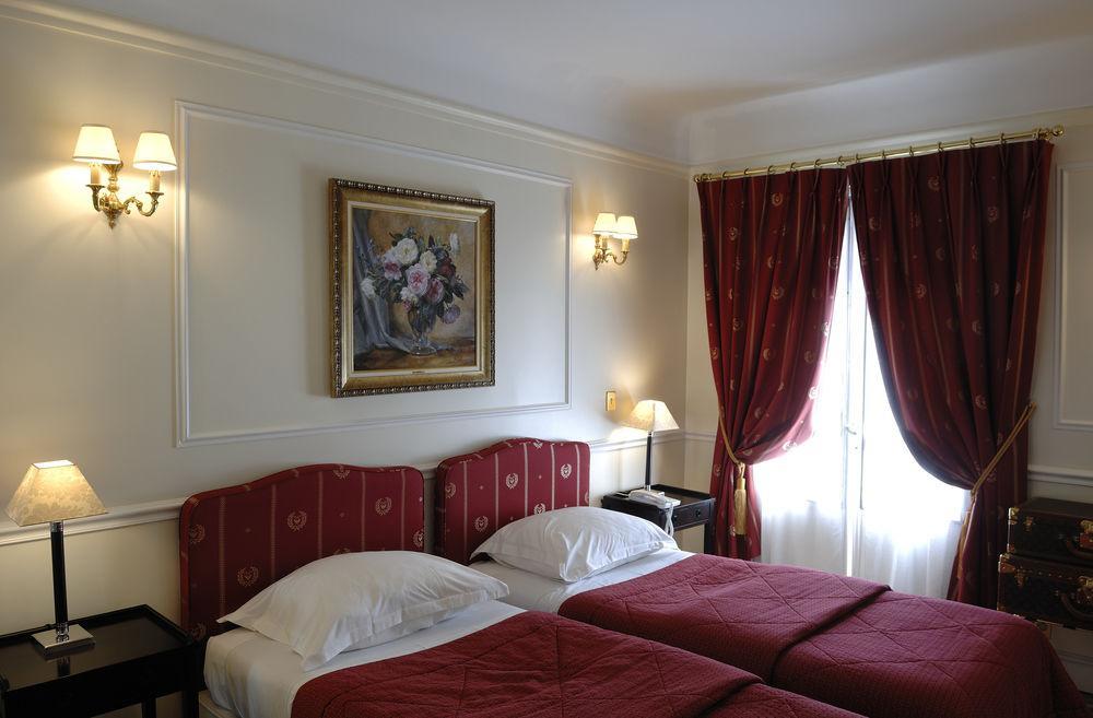 Hotel Du Rond-Point Des Champs-Elysees - Esprit De France Париж Екстериор снимка